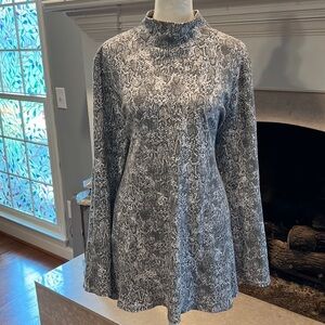 # Chico’s mock-neck tunic top size 4 (XXL)
